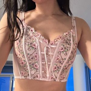 Victorias Secret lace corset in baby pink with delicate rose detailing